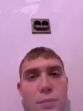 Snapshot of Luka_Belton chatting on October 2025 02:30:02 PM Luka Belton online show from October 2025 02:30:02 PM