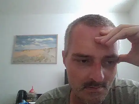 Snapshot of april_patrik chatting on June 2026 01:28:01 PM april patrik online show from June 2026 01:28:01 PM