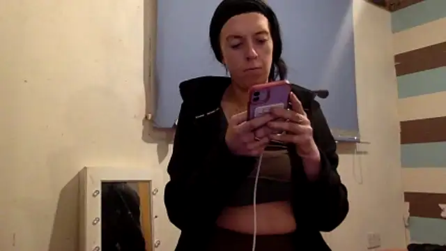 Snapshot of Bellababexox_ chatting on December 2025 01:58:01 AM Bellababexox online show from December 2025 01:58:01 AM