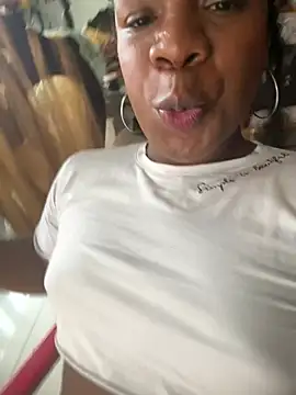 LicyEvans1 online show from February 2026 09:10:01 PM