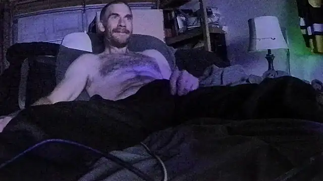 Snapshot of Tiggitytomociti chatting on November 2025 03:49:02 AM Tiggitytomociti online show from November 2025 03:49:02 AM