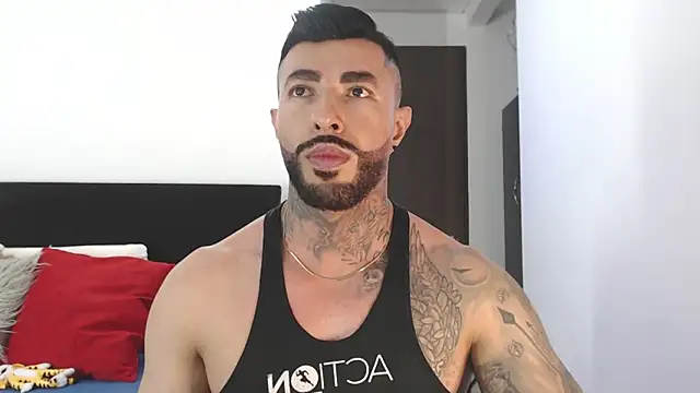Snapshot of andrea_de_lucaa chatting on May 2026 04:09:02 AM andrea de lucaa online show from May 2026 04:09:02 AM