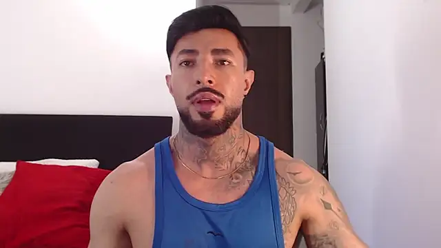 Snapshot of andrea_de_lucaa chatting on June 2026 03:49:01 AM andrea de lucaa online show from June 2026 03:49:01 AM