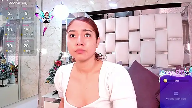 megannherrera online show from December 2025 01:05:02 PM