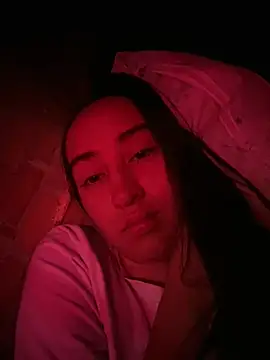 RAKEL37 online show from April 2026 01:44:02 PM