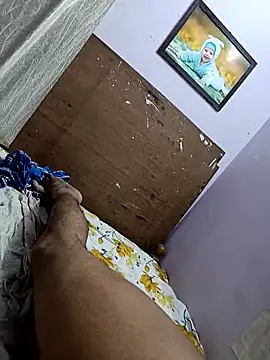 maddy3108 online show from April 2026 05:04:02 AM