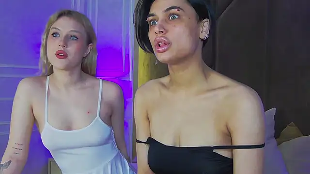 VioletAsh online show from October 2025 04:35:02 AM