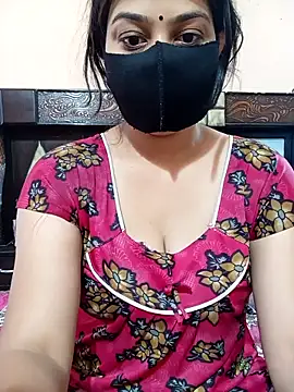 Priyanka Pal online show from April 2026 12:48:01 AM