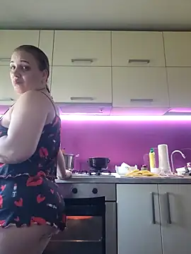 PalomaDesireee online show from April 2026 04:04:02 PM