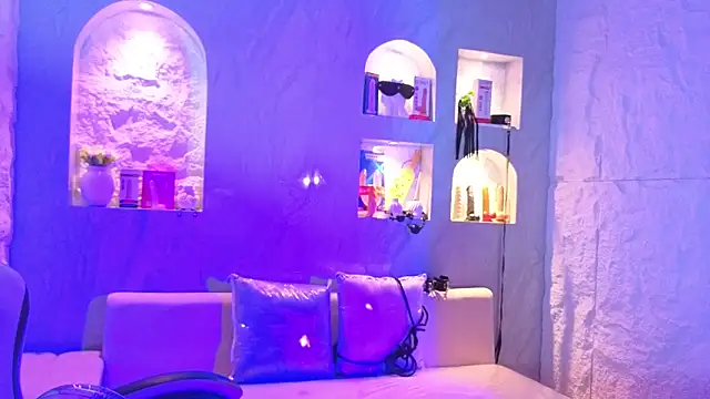 Sophia tf online show from March 2026 03:33:02 AM