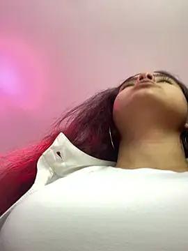 EmilyHarperr online show from November 2025 11:32:01 AM