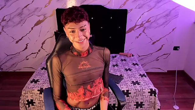 Snapshot of owen_sexy25 chatting on October 2025 08:05:02 PM owen sexy25 online show from October 2025 08:05:02 PM