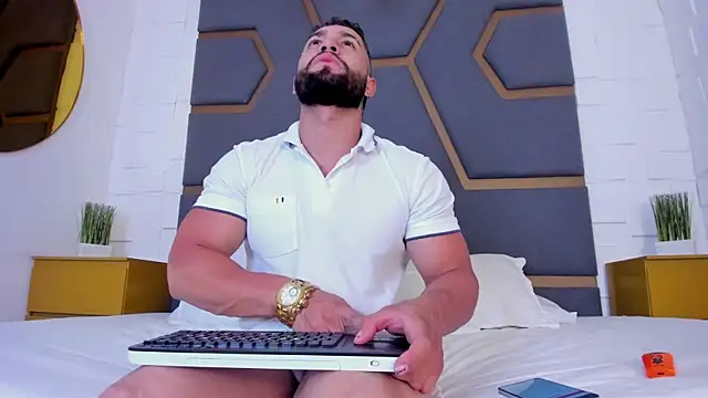 massimofiore  online show from September 2025 03:22:01 AM