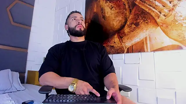 massimofiore  online show from November 2025 03:52:02 AM