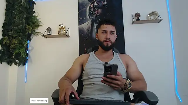 massimofiore  online show from March 2026 11:49:02 PM