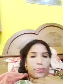 Snapshot of Riya_jaan12 chatting on November 2025 08:30:02 AM Riya jaan12 online show from November 2025 08:30:02 AM