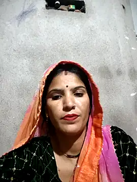 Snapshot of Riya_jaan12 chatting on April 2026 04:31:02 PM Riya jaan12 online show from April 2026 04:31:02 PM