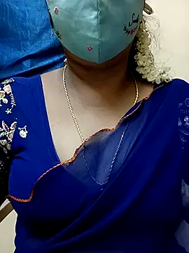 Snapshot of sushma26 chatting on June 2026 06:01:01 PM sushma26 online show from June 2026 06:01:01 PM