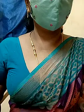 Snapshot of sushma26 chatting on July 2026 07:10:01 AM sushma26 online show from July 2026 07:10:01 AM