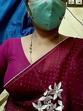 Snapshot of sushma26 chatting on July 2026 05:16:01 PM sushma26 online show from July 2026 05:16:01 PM