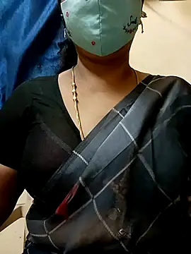 Snapshot of sushma26 chatting on August 2026 04:12:02 AM sushma26 online show from August 2026 04:12:02 AM