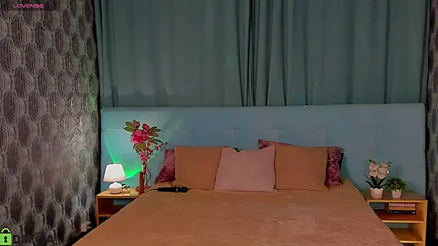 Aurora Bennet online show from October 2025 12:18:02 AM