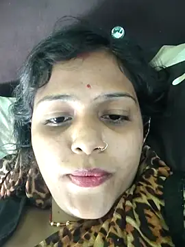 AnanyaKapoor89 online show from November 2025 10:04:02 AM