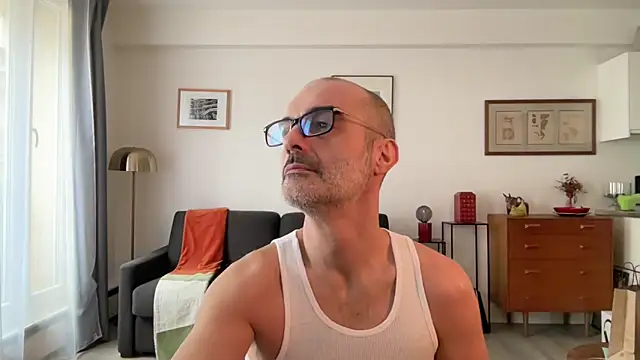 Milkywaymen online show from February 2026 01:00:02 PM