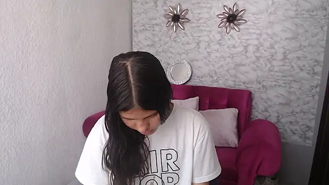 Evagirl69 online show from September 2025 06:19:02 PM