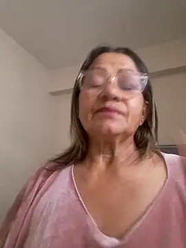 Vickysweeeettt online show from April 2026 08:00:02 PM