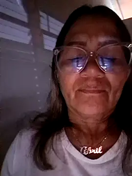 Snapshot of Vickysweeeettt chatting on July 2026 04:37:02 AM Vickysweeeettt online show from July 2026 04:37:02 AM
