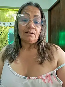 Snapshot of Vickysweeeettt chatting on July 2026 11:47:01 AM Vickysweeeettt online show from July 2026 11:47:01 AM