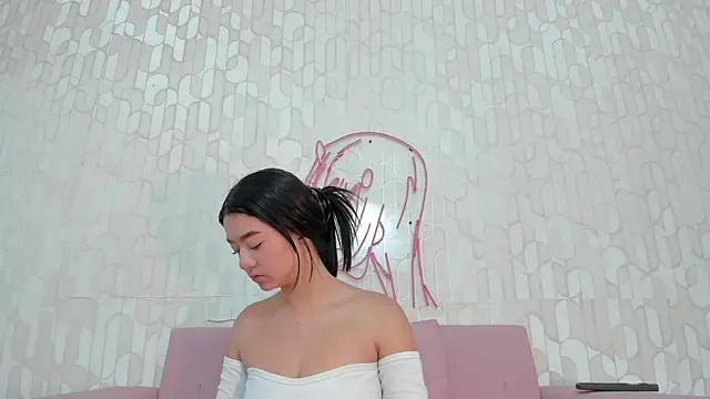 Snapshot of scarletross_ chatting on October 2025 01:30:01 PM scarletross online show from October 2025 01:30:01 PM