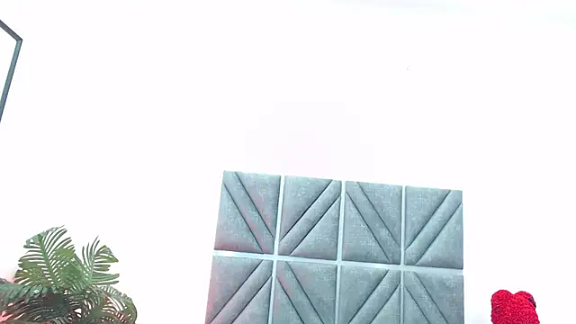 AlombraMorris online show from March 2026 11:37:01 AM