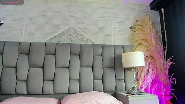 PauliinaBelle  online show from June 2026 01:53:02 PM