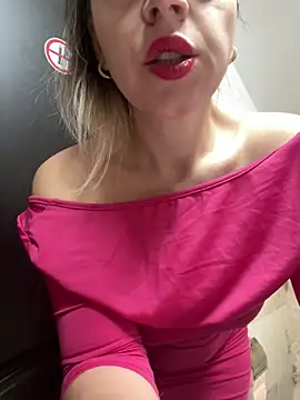 Snapshot of ladywithbigass chatting on January 2025 06:20:01 AM ladywithbigass online show from January 2025 06:20:01 AM