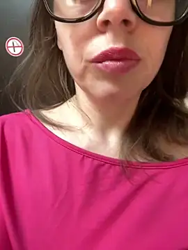 Snapshot of ladywithbigass chatting on January 2025 09:12:01 AM ladywithbigass online show from January 2025 09:12:01 AM