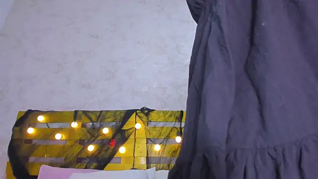 thalia888  online show from October 2025 07:14:02 PM