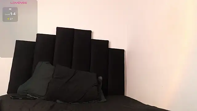 alexmark  online show from December 2025 07:31:02 PM