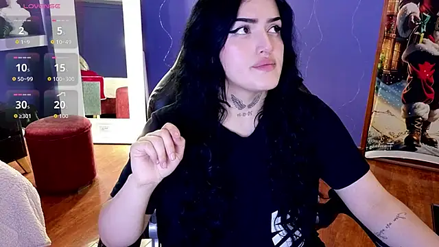 sari belle online show from November 2025 08:52:02 PM