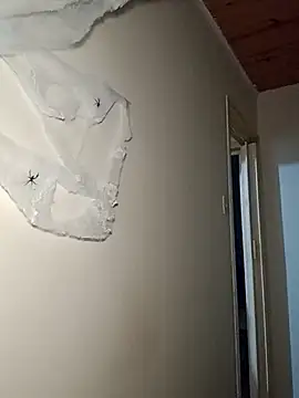 A maddy online show from October 2025 02:23:02 AM