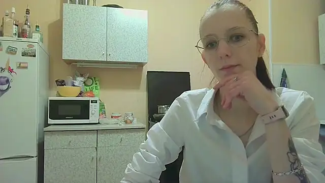Snapshot of Lucy_Divine chatting on October 2025 07:36:02 PM Lucy Divine online show from October 2025 07:36:02 PM