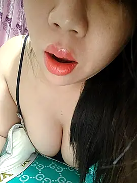 Snapshot of Julyy08 chatting on November 2025 12:55:01 PM Julyy08 online show from November 2025 12:55:01 PM