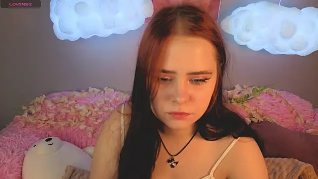 Alis Platt online show from April 2026 01:07:02 AM