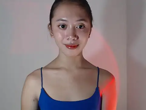 lovely kiannaHugecock online show from October 2025 10:09:01 PM