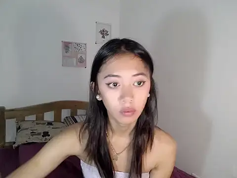 Snapshot of lovely_kiannaHugecock chatting on March 2026 01:10:01 AM lovely kiannaHugecock online show from March 2026 01:10:01 AM
