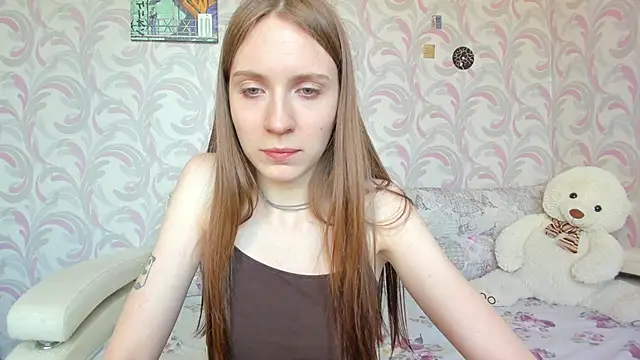 Snapshot of Kelly_Gerzikaa chatting on June 2026 12:44:02 PM Kelly Gerzikaa online show from June 2026 12:44:02 PM