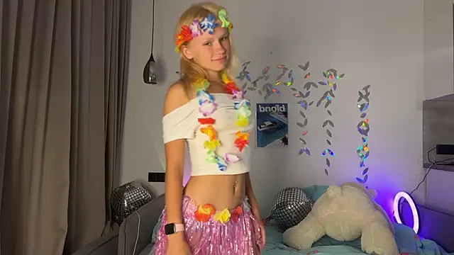 lxsundollyxl online show from October 2025 03:15:02 AM