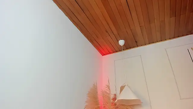 nikolevoshkie  online show from April 2026 07:37:01 PM