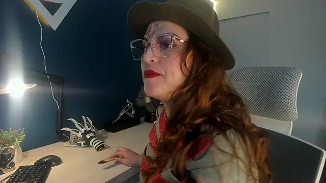 Skylar  Desire online show from October 2025 02:03:01 PM